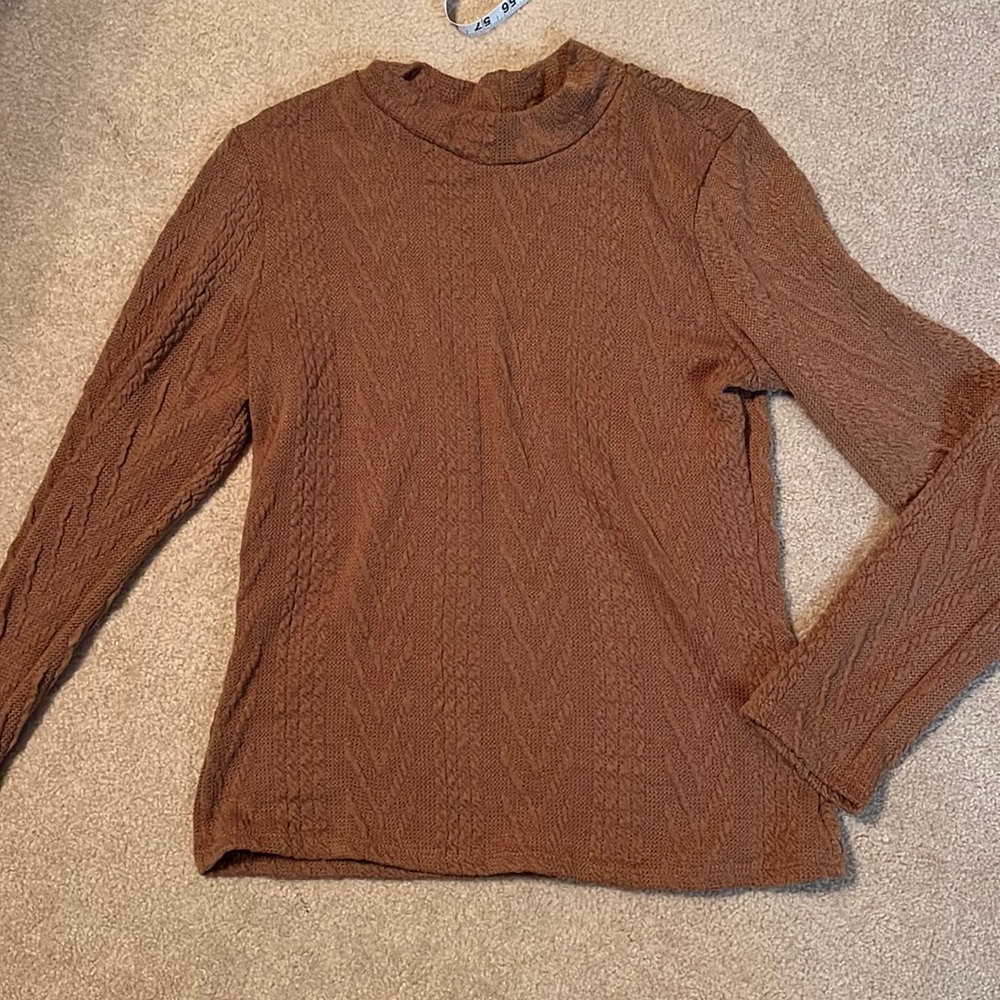 Mod boutique sweater